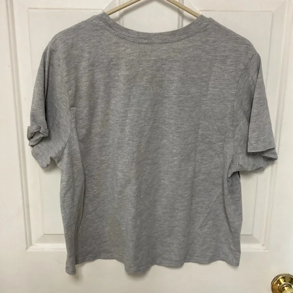 3/$20…bundle and save …
Mickey Mouse crop top 2x - Picture 5 of 5